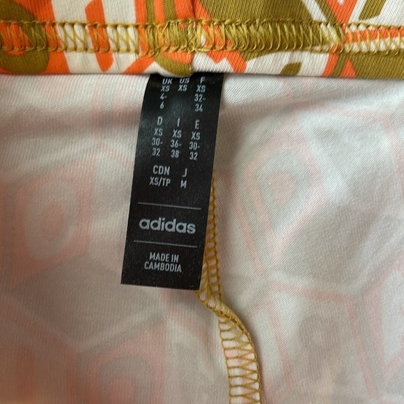 Farm Rio Biker Shorts - Picture 2 of 4